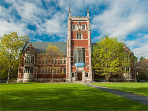 Hotels near Bowdoin College