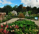 A well-maintained botanical garden with walking paths and flower beds—one of the best things to do in Maine.